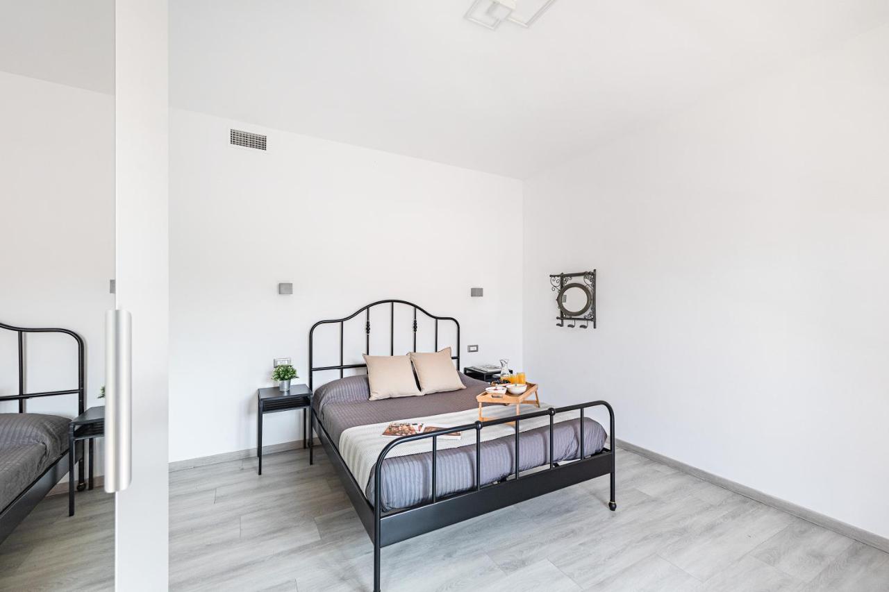 Il Quadrifoglio D4 Apartment By Wonderful Italy Sirmione Exteriör bild